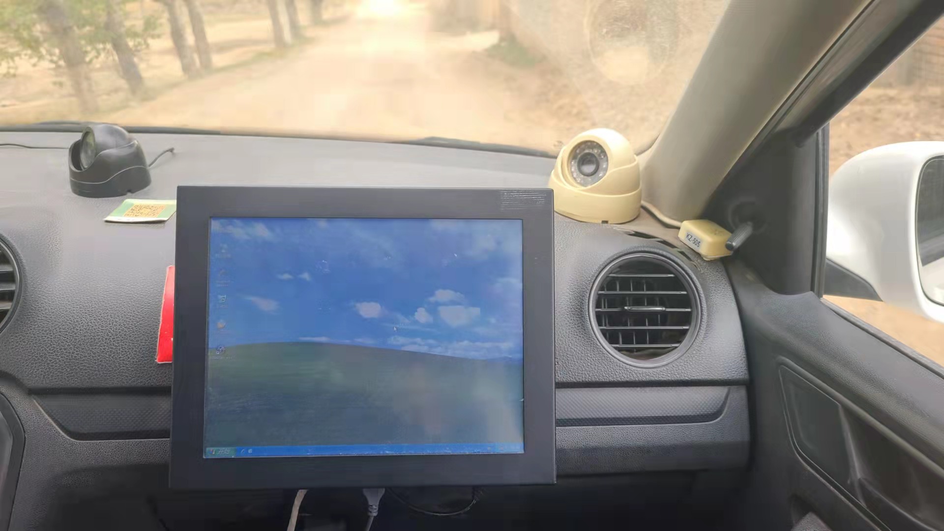 Harnessing Industrial Tablets PC in Driving Schools: A Promising Application and its Advantages