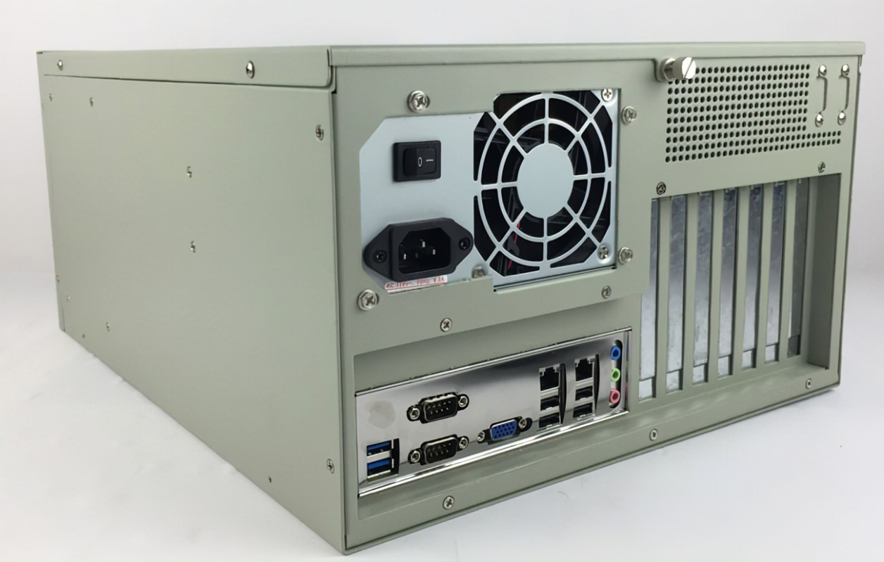 Traditional Industrial PC