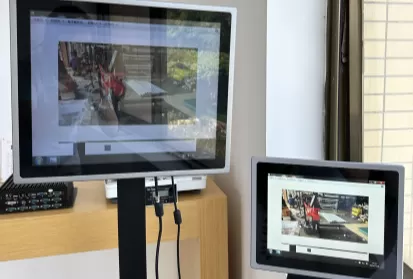 Solution to the Reflection Problem of Outdoor Displays