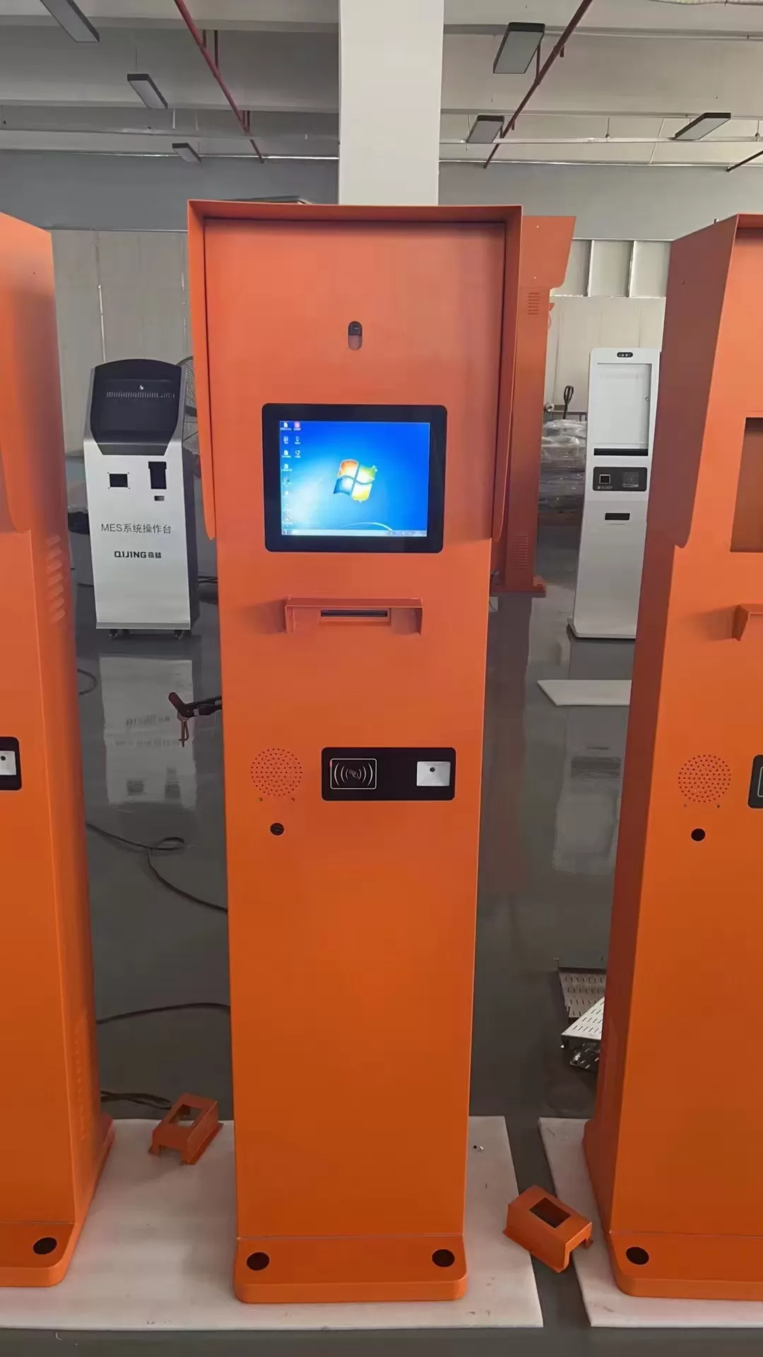 AKALLOY Industrial PC:Applications in Smart Storage Cabinets